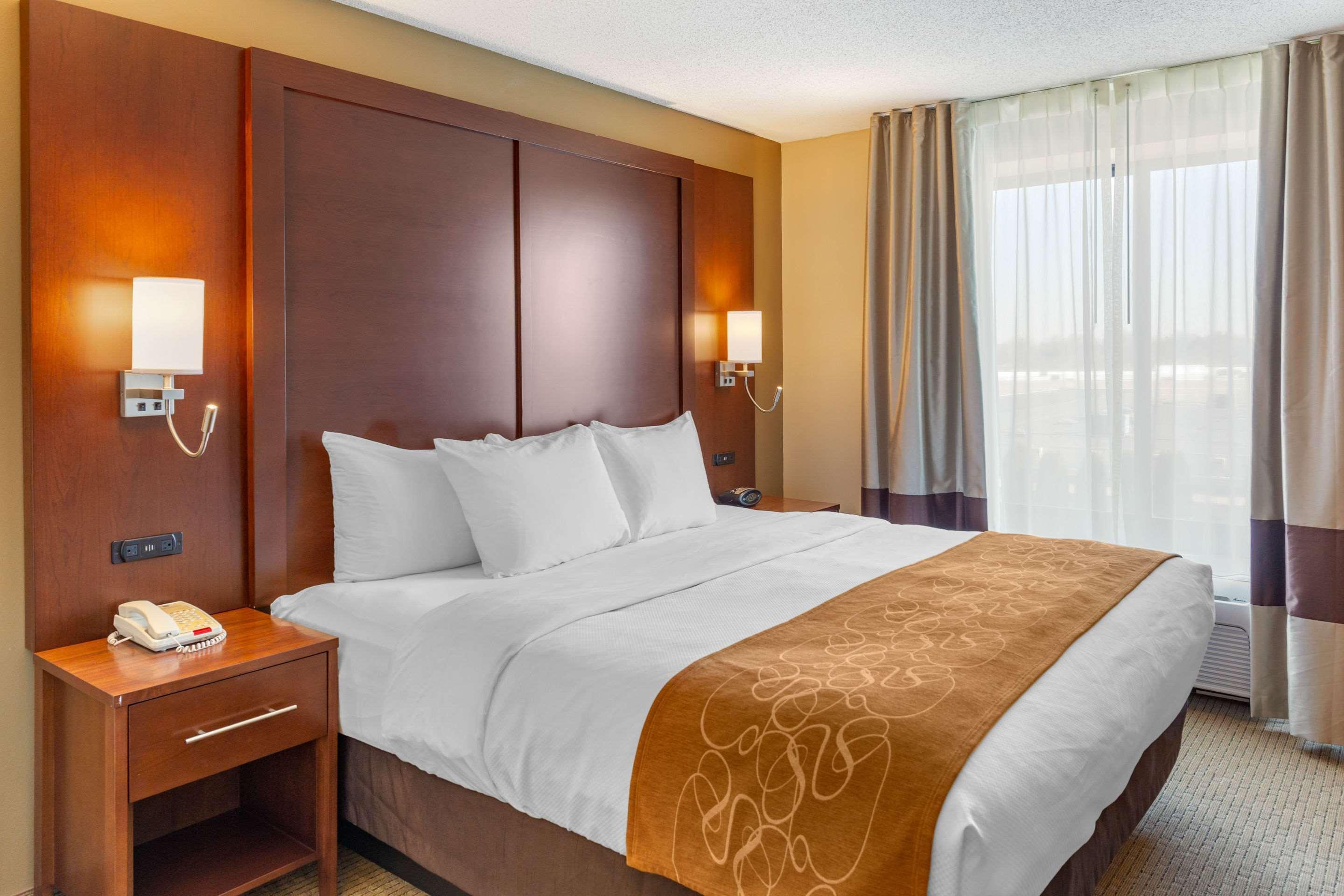 Comfort Suites Lancaster Amish Country Smoketown  Extérieur photo