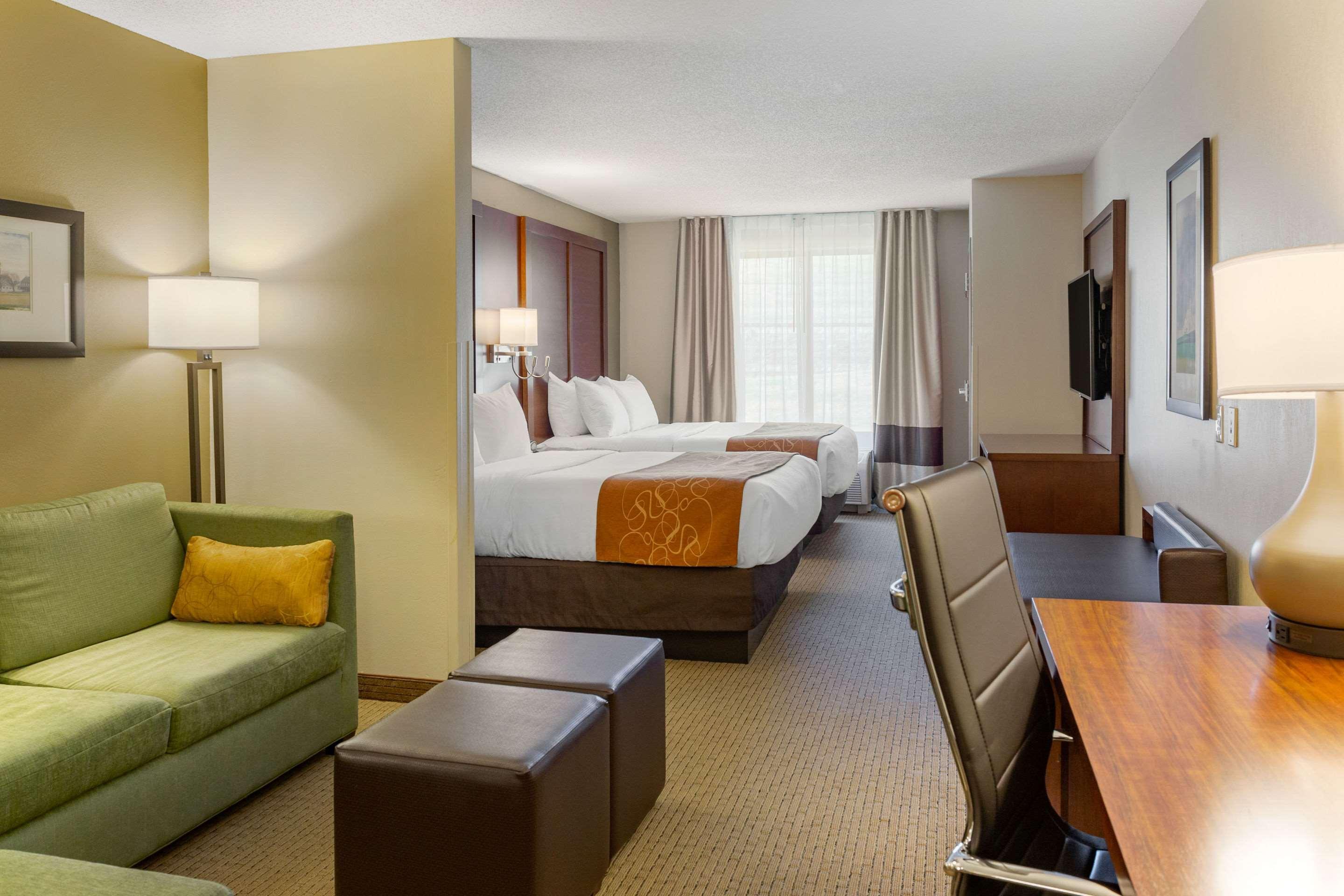Comfort Suites Lancaster Amish Country Smoketown  Extérieur photo