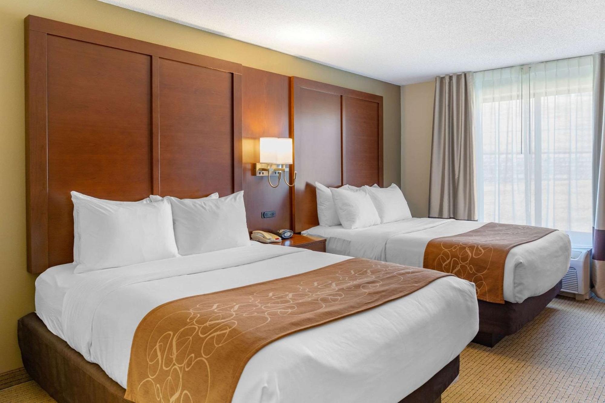 Comfort Suites Lancaster Amish Country Smoketown  Extérieur photo