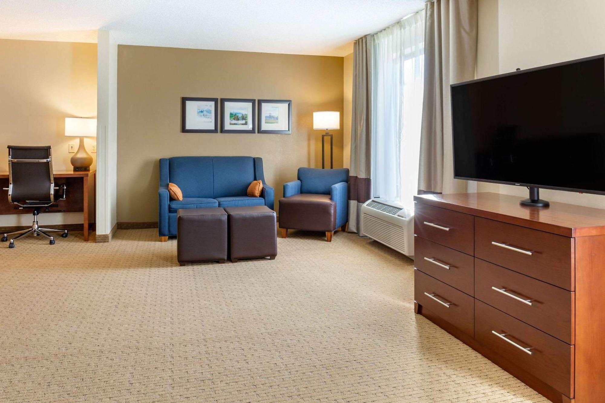 Comfort Suites Lancaster Amish Country Smoketown  Extérieur photo
