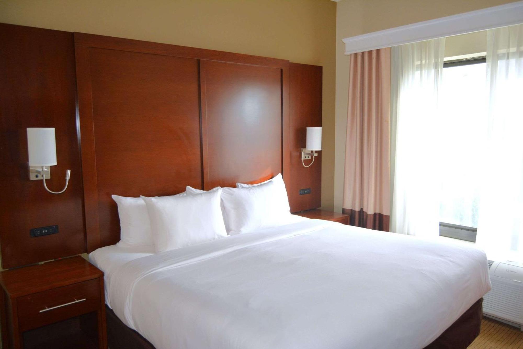 Comfort Suites Lancaster Amish Country Smoketown  Extérieur photo