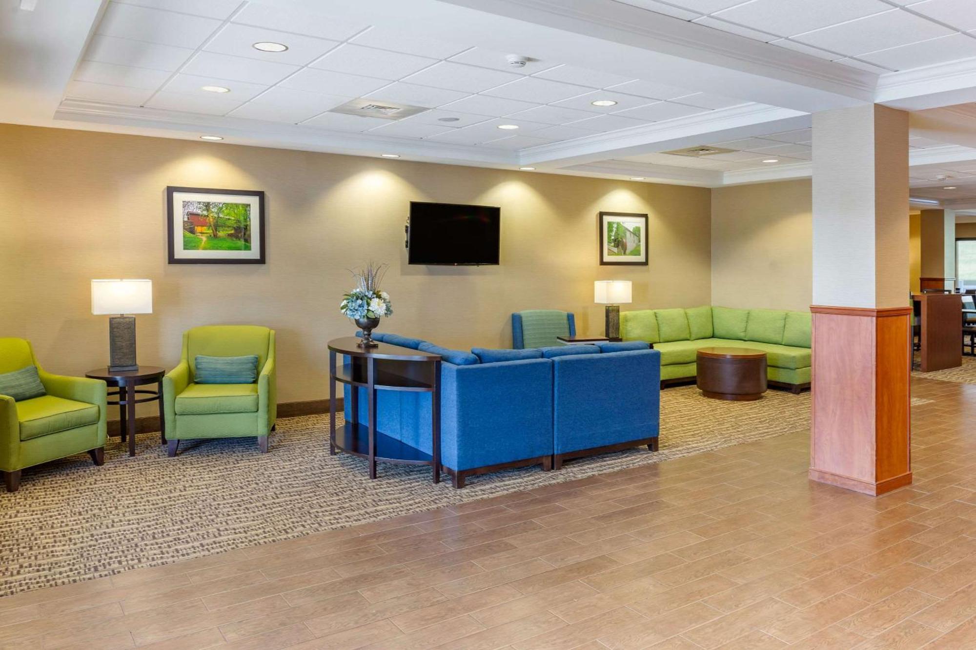 Comfort Suites Lancaster Amish Country Smoketown  Extérieur photo