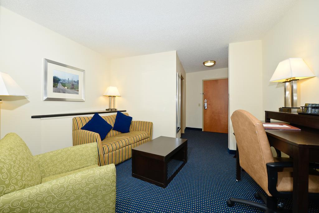 Comfort Suites Lancaster Amish Country Smoketown  Extérieur photo